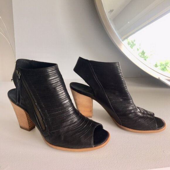 Paul Green Cayanne black leather shooties size 4.5 (7 us) - Picture 11 of 16